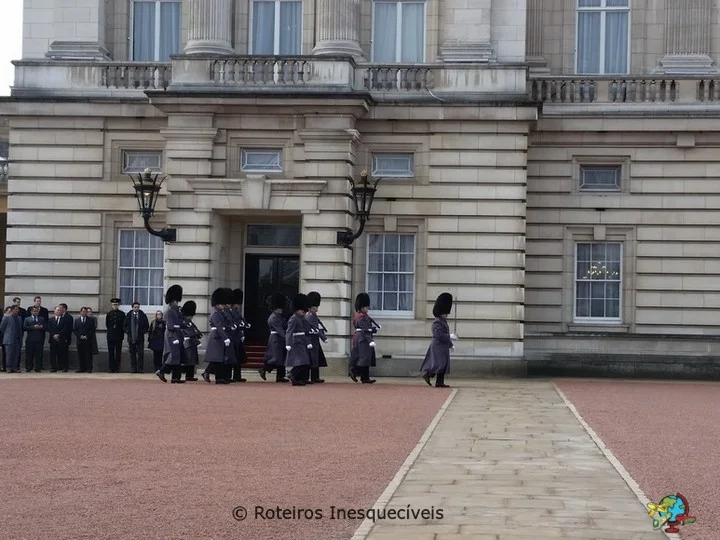 Troca da Guarda - Palacio de Buckingham - Londres - Inglaterra