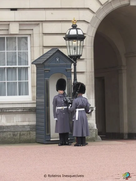 Troca da Guarda - Palacio de Buckingham - Londres - Inglaterra